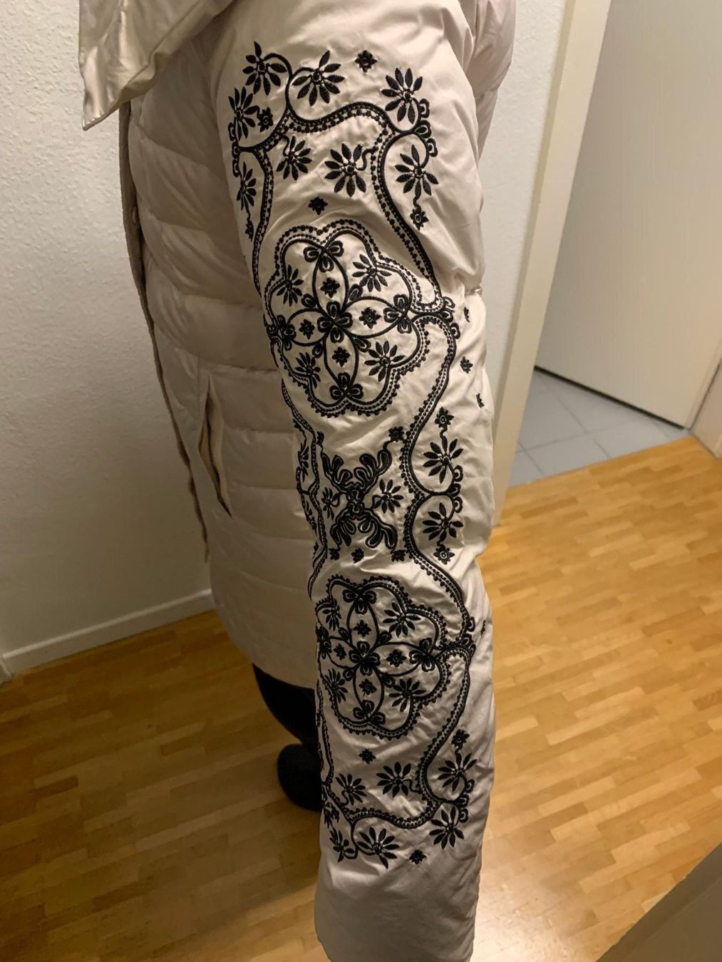 Odd Molly Jacken: Odd Molly veste hiver T. 40 beige – Gebraucht aus Sonceboz-Sombeval von michael.l 2