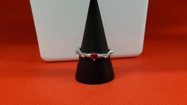 Ring mit rotem Stein, Grösse 55