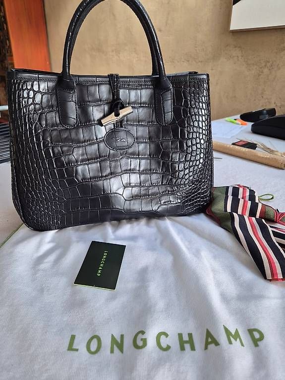 Borse da donna: Neuwertige Longchamp "Roseau Croco" Ledertasche & Seidentuch – Usato da Meilen venduto da jul_28tj 3