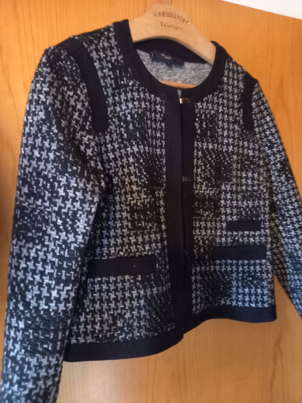 Jacken: Deux vestes – Gebraucht aus Epagny von sig_fj9g 3