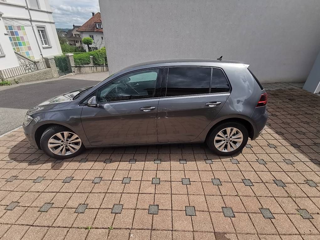 Automobili: VW Golf 7 1.5 TSI  – Usato da Grenchen venduto da 231004