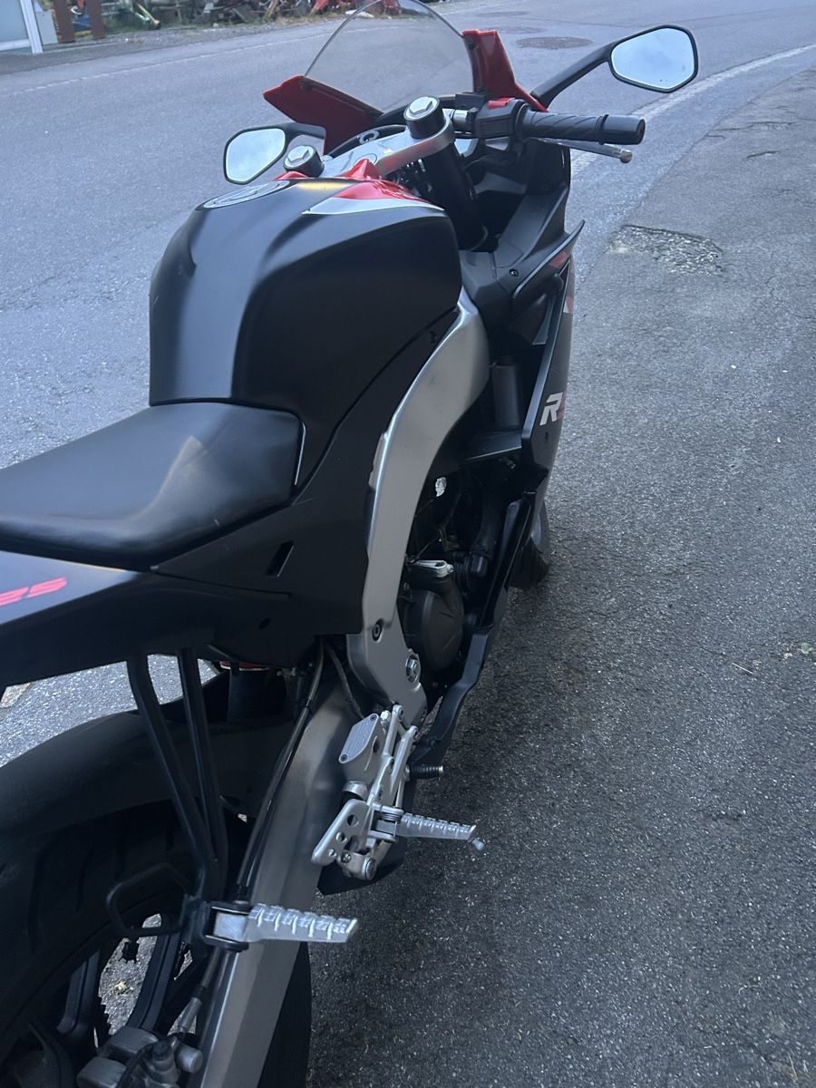 Aprilia Strada: Aprilia RS 125 – Usato da Oberriet SG venduto da aun_dq5j 2