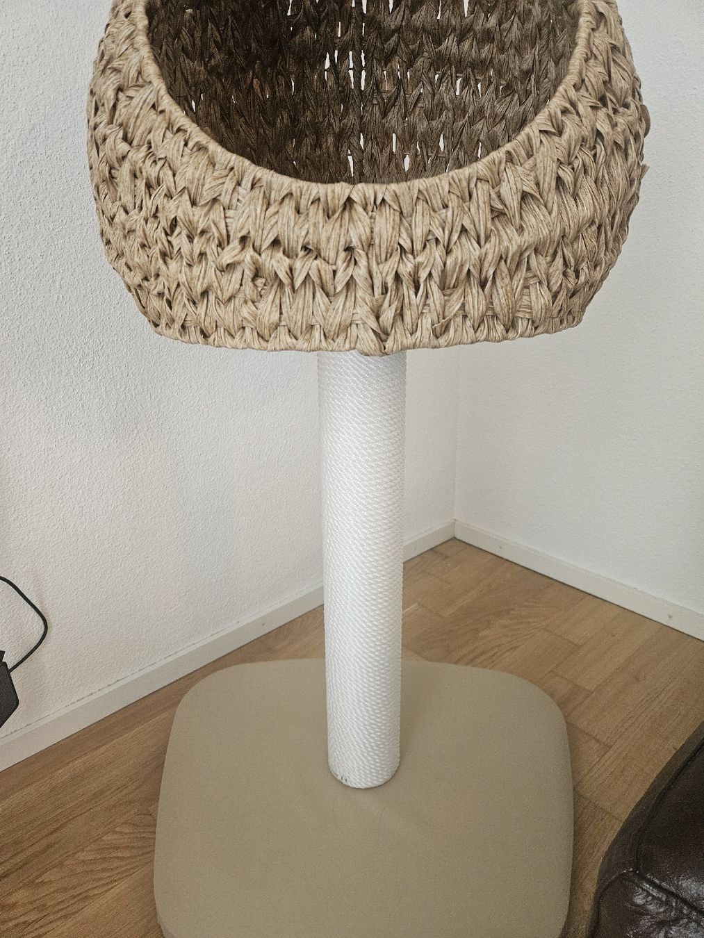 Cucce & Letti: Outdoor Katzenkorb – Nuovo (secondo la descrizione) da St. Gallen venduto da Yelrah_1700 1
