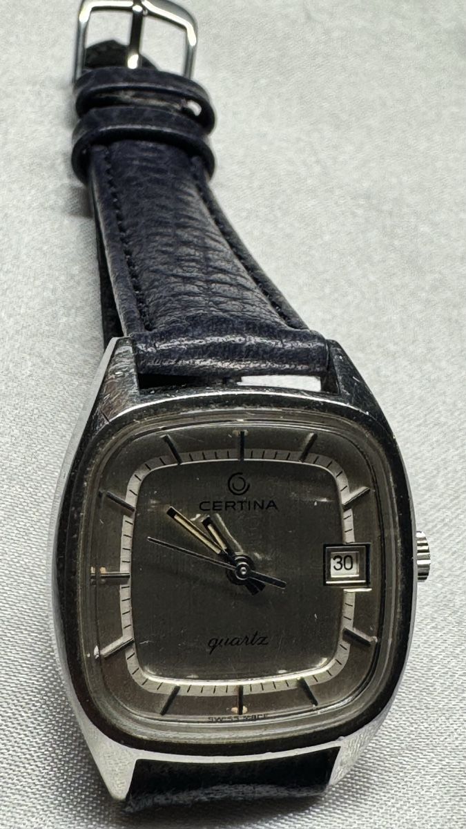 Certina Orologi: Certina Quartz Vintage  Quadratisch Design – Usato da Untersiggenthal venduto da TimeandShine 5