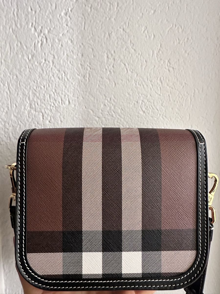 Burberry Borse da donna: Burberry crossbody bag – Nuovo (secondo la descrizione) da Zürich venduto da User-nn-126 1