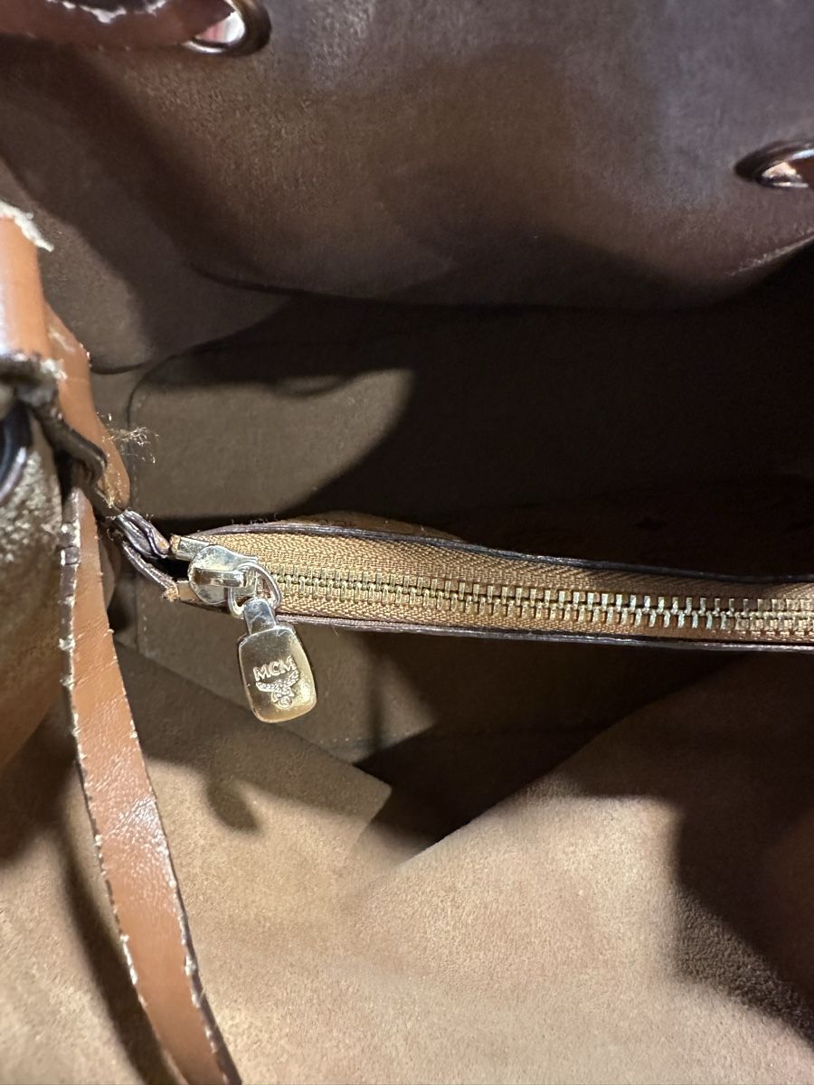 Borse da donna: Handtasche / Beuteltasche braun – Usato da Schmerikon venduto da Seepfaerdchen 7