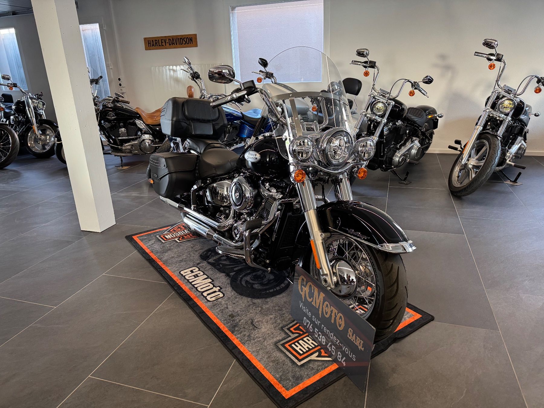 Harley-Davidson Chopper: Harley Davidson Heritage Softail 107 LEASING POSSIBLE – Usato da Echallens venduto da HD90 6