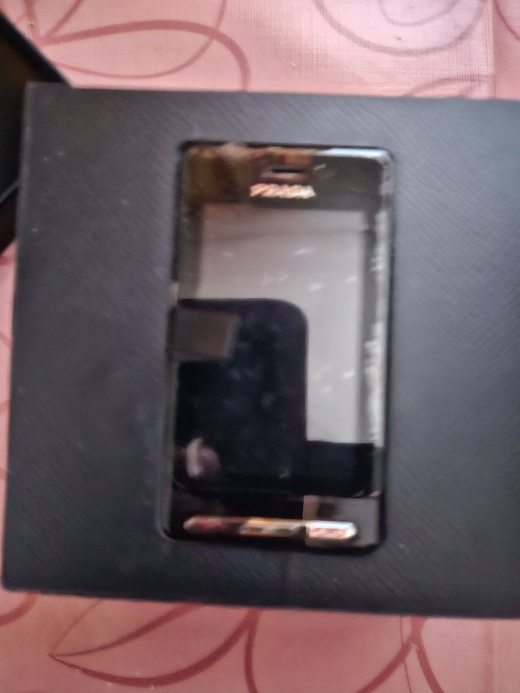 Telefoni cellulari / Smartphones: Neu Prada Handy Neu – Nuovo e nell'imballaggio originale da Landquart venduto da Snug01