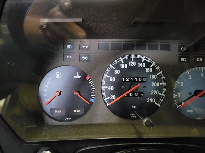 BMW Automobili: BMW 630 CS Oldtimer – Usato da Diessenhofen venduto da Osio 5