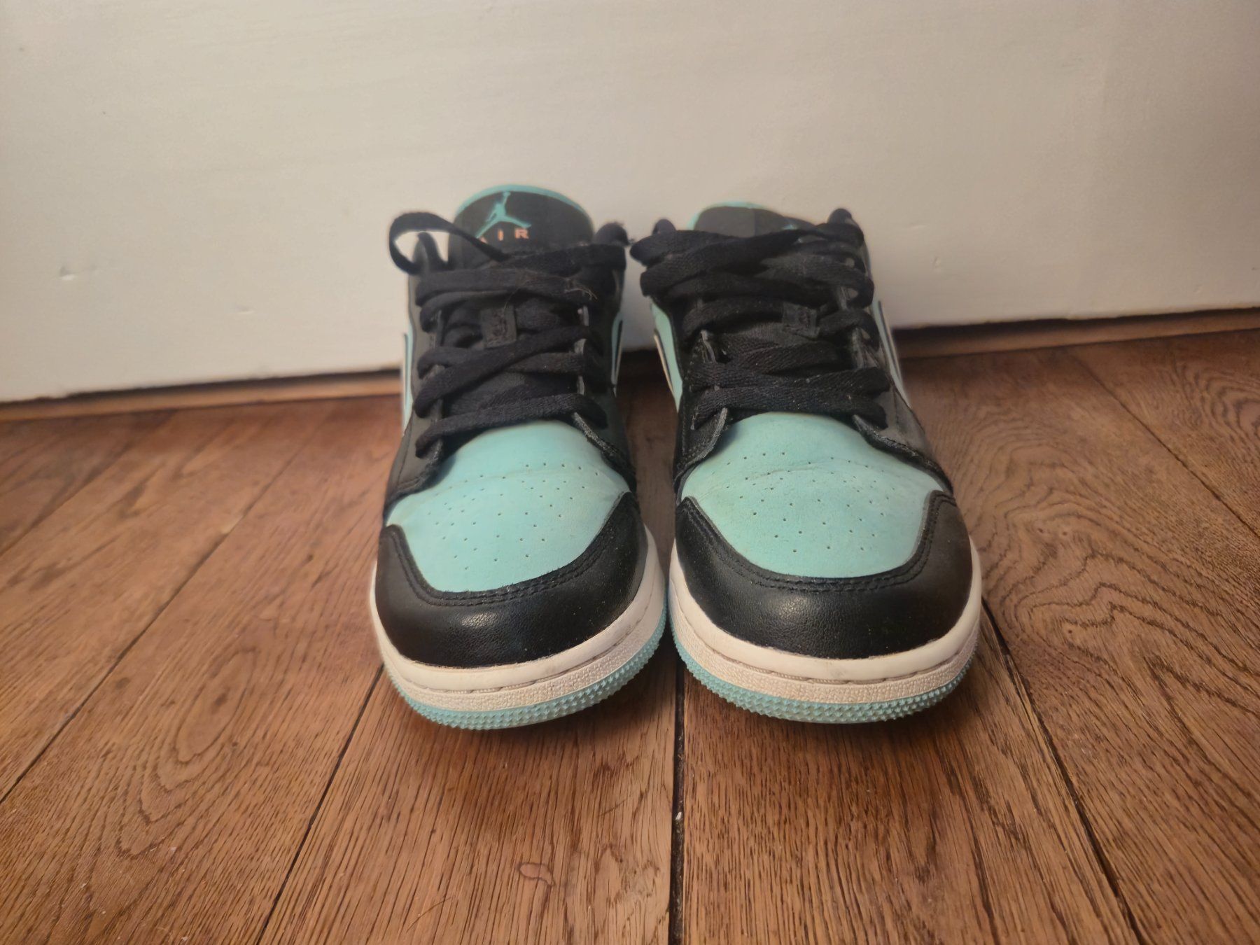 Jordan Damenschuhe: Jordan 1 Tropical Twist – Gebraucht aus Zürich von gorgepino 4
