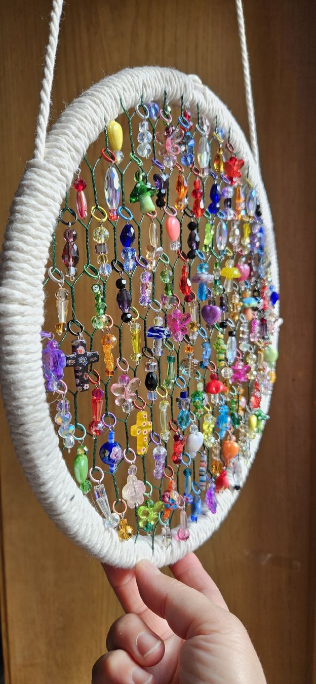 Alle Dekorationen: Handmade beaded suncatcher, 30cm diameter, unique design. – Neu und originalverpackt aus Flums von F.Mas 1