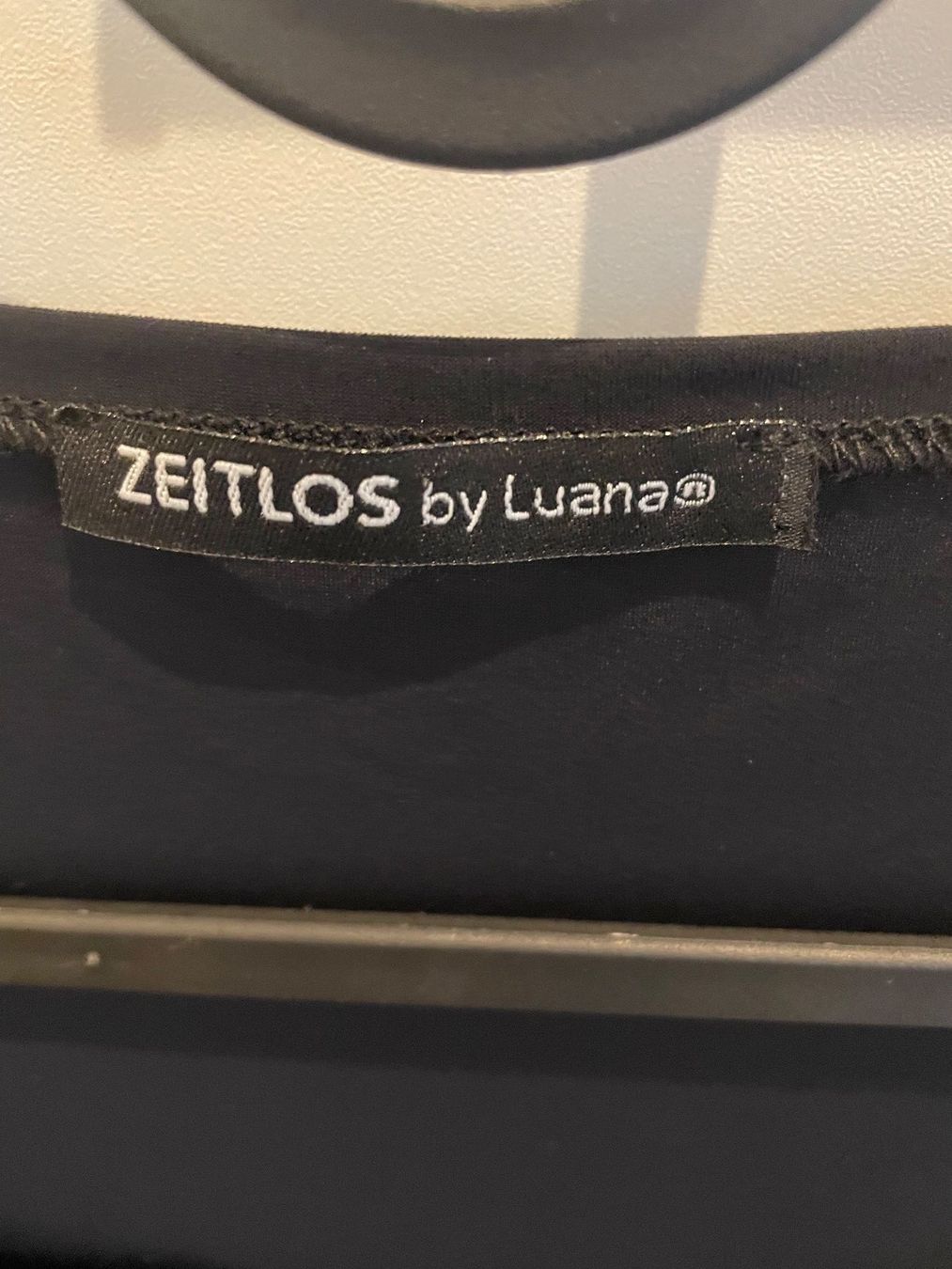 Zeitlos by Luana Vestiti: Anzugkleid von Zeitlos – Nuovo (secondo la descrizione) da Chur venduto da Groessby80 2