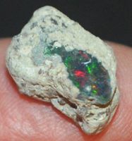 Edelstein L-9442– Schwarzer Äthiopischer Opal roh 8.65 Karat