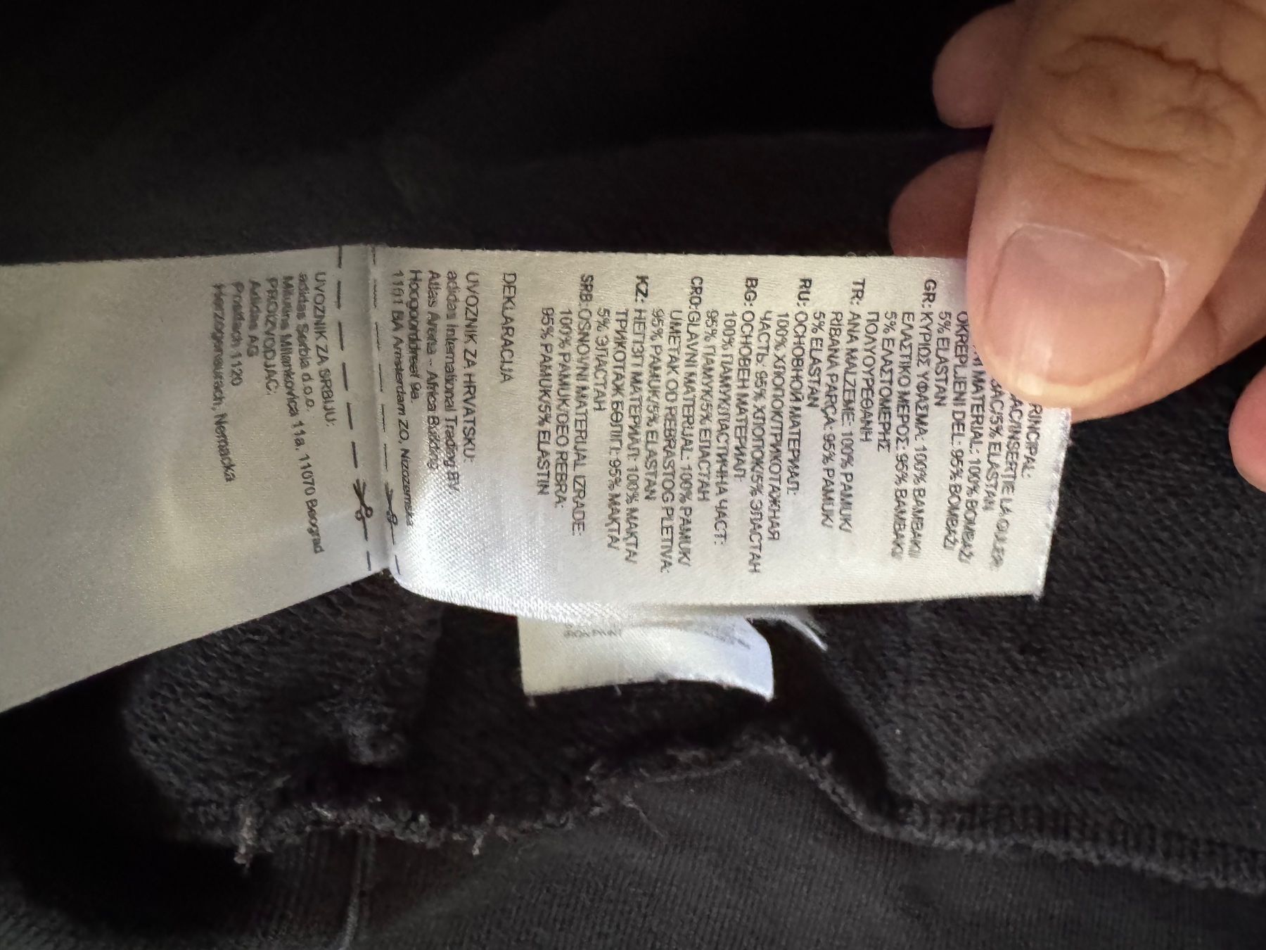 Maglioni & Felpe: Adidas: Sweat à capuche noir, Taille M – Usato da Veyrier venduto da kimedovapa 3