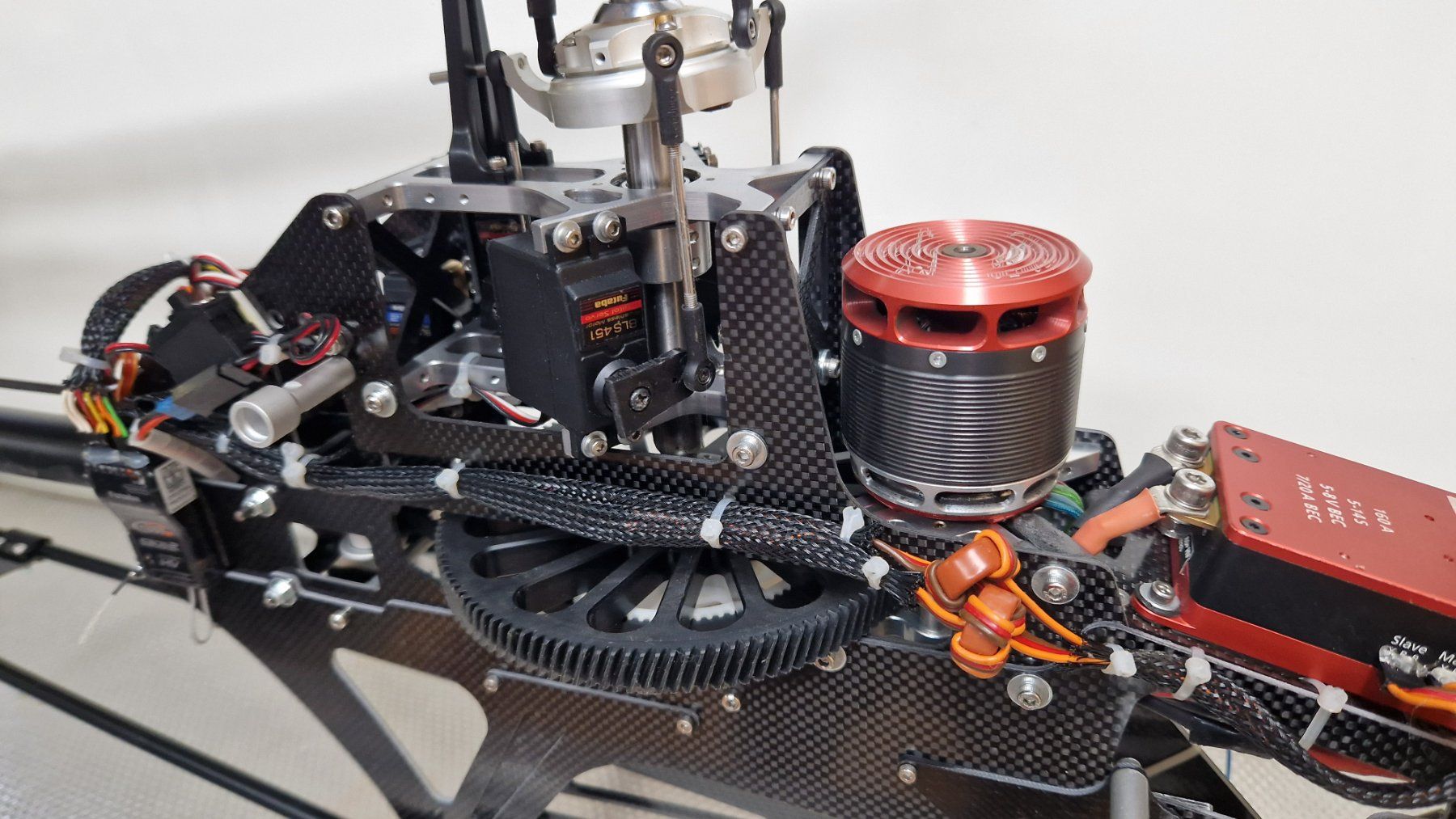Modellismo RC: Compass Chronos 700 und viel Zubehör – Usato da Boppelsen venduto da Schmiddi8 3