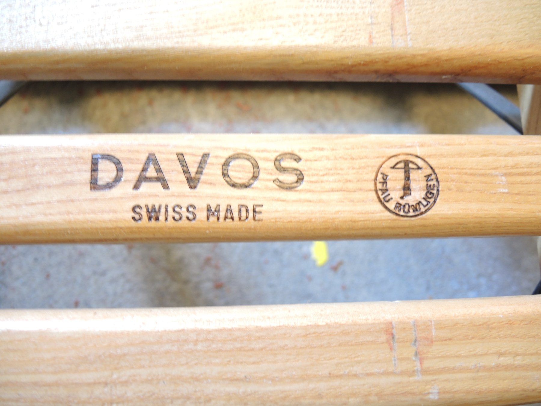 Slitta: Schlitten Davos Swiss Made Holz – Usato da St. Gallen venduto da nonnobene 1