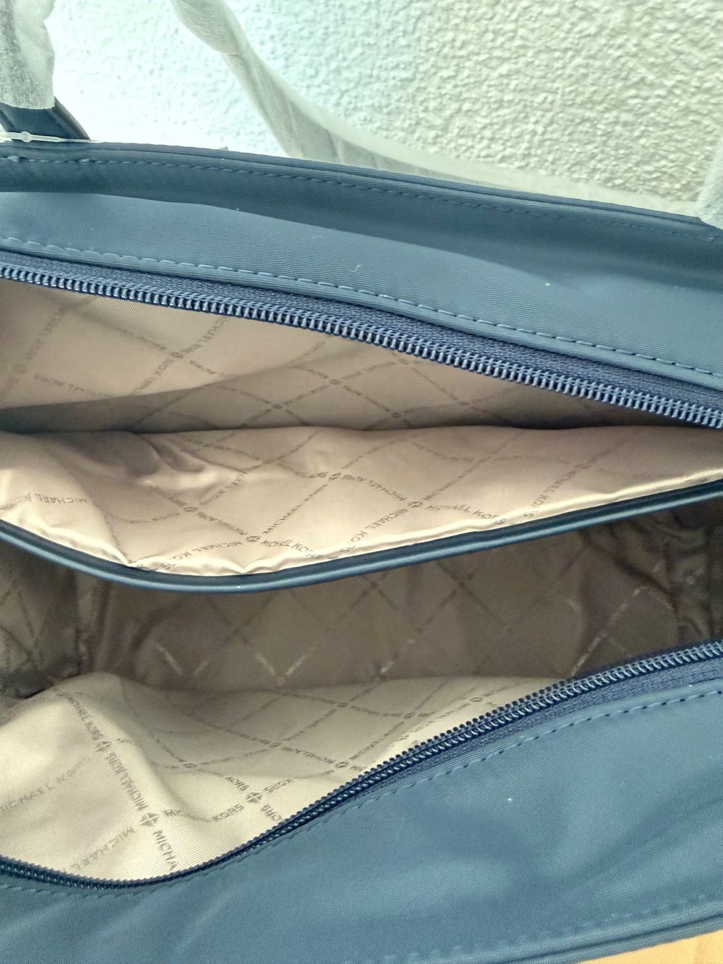 Michael Kors Sacs femmes: Michael Kors Tasche navy – Neuf avec emballage d'origine à Wiedlisbach par Sistershop 5