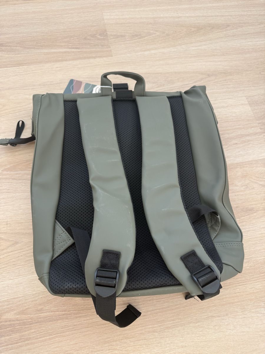 Zaini: Sac à dos vert olive état neuf – Nuovo e nell'imballaggio originale da Genève venduto da yus_f8wf 2