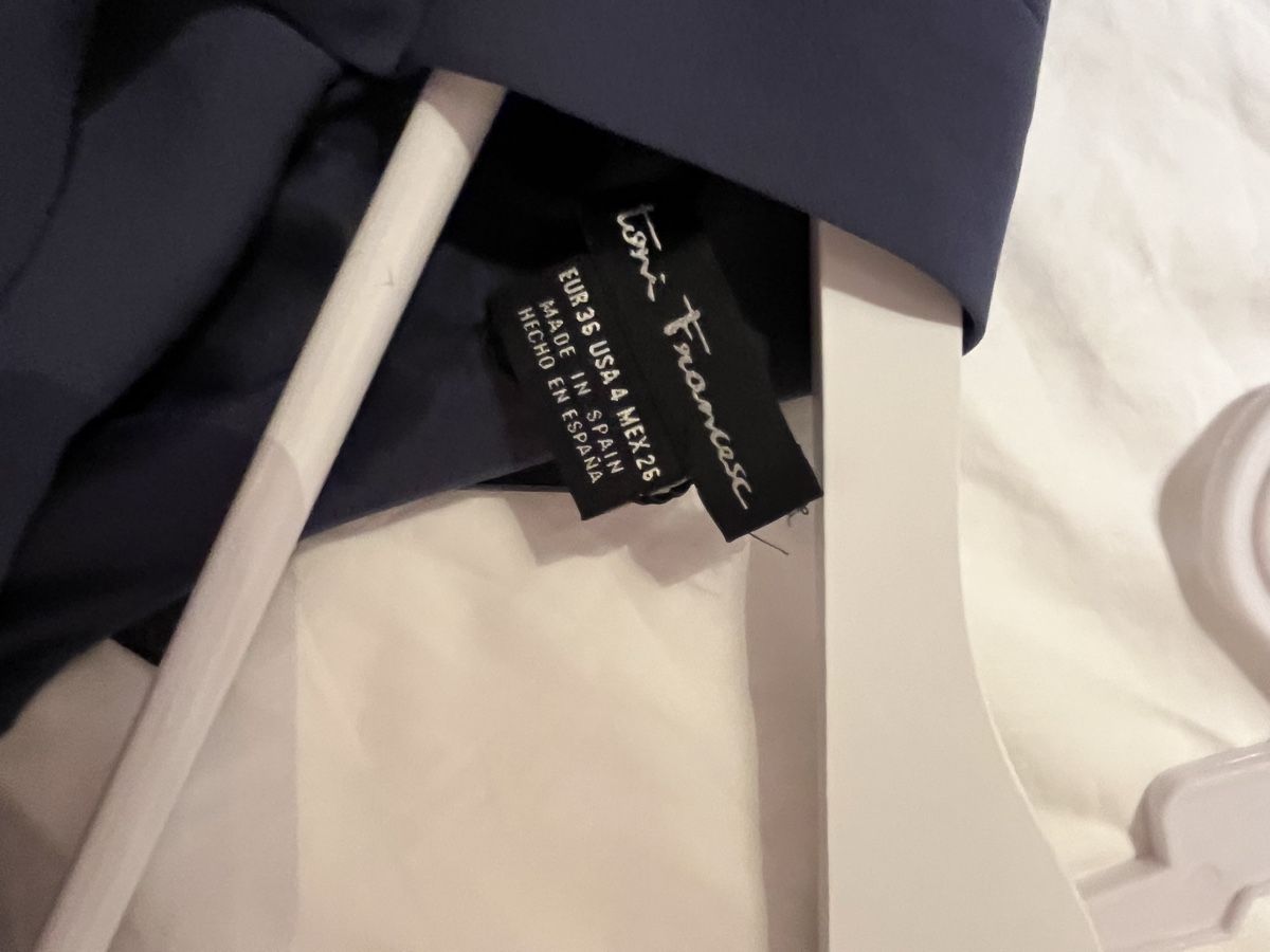 Vestiti: Robe Toni Francesc bleu lilas taille 36 neuve – Nuovo e nell'imballaggio originale da Givrins venduto da sab_k2f9 3