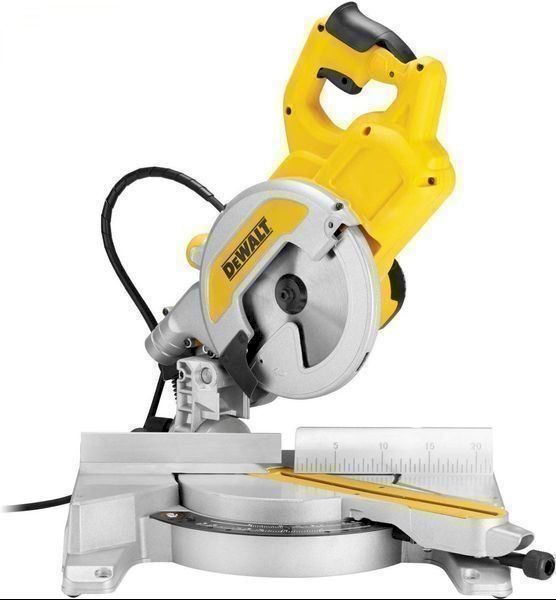 Dewalt Seghe: DeWalt DWS777 Kappsäge – Nuovo e nell'imballaggio originale da Bottighofen venduto da zaap 1