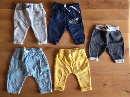 Lotto 5 pezzi, pantaloni taglia 62 autunno/primavera