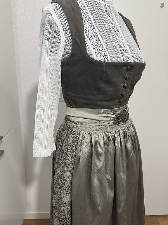 Robes: Dirndl 34 Berwin&Wolff Wildseide – D'occasion à Zürich par zueri_c 1