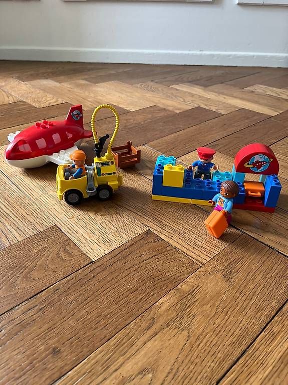 Lego Giocattoli: Duplo Airport – Usato da Bern venduto da tan_2rrh 1