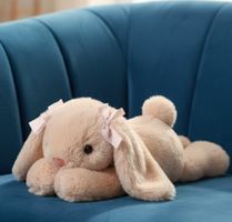 Adorable peluche lapin beige avec noeuds roses, comme neuf