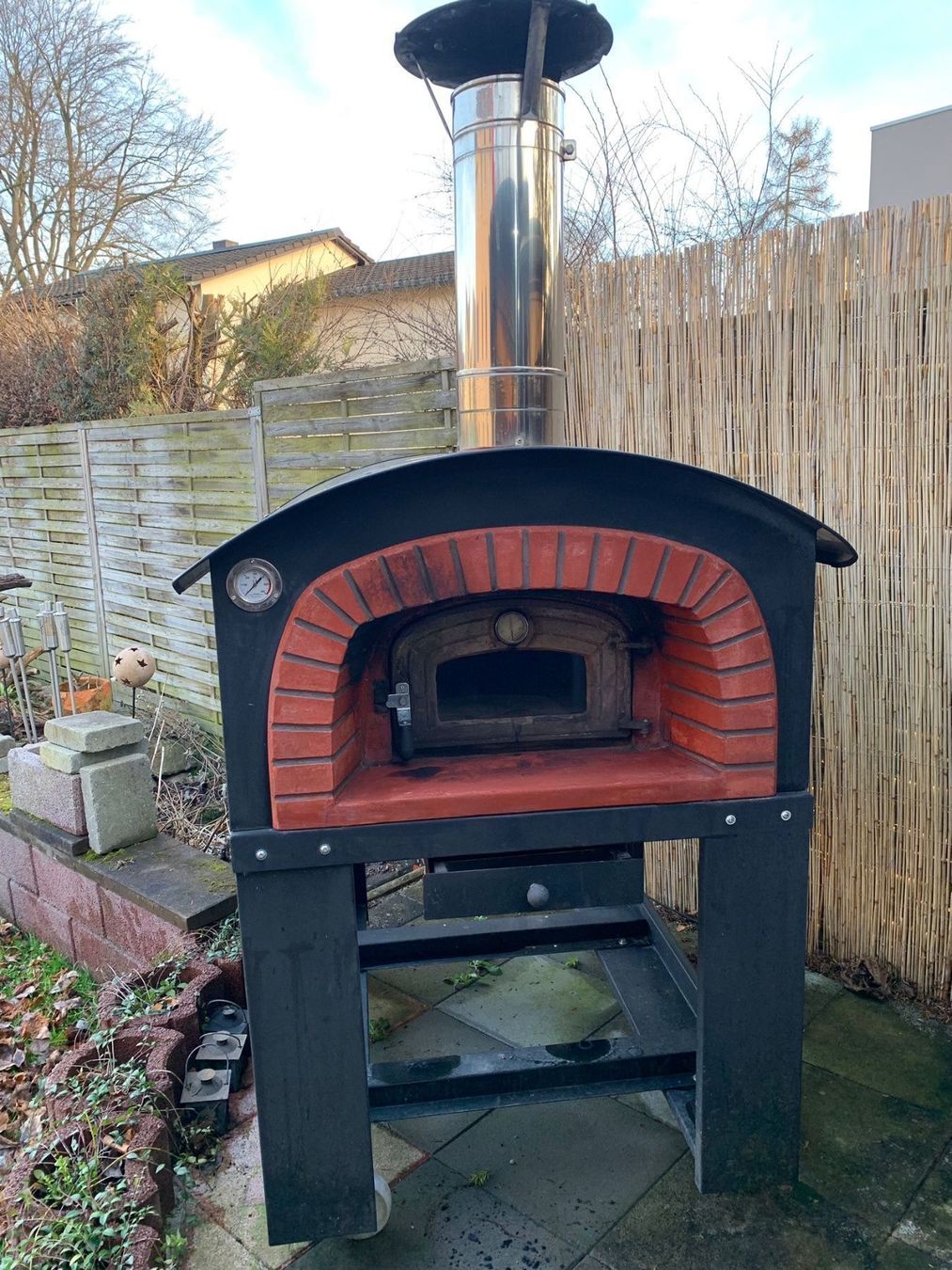 Forni per pizza: Pizzaofen auf Rädern – Usato da Zwingen venduto da mpr_7ykk