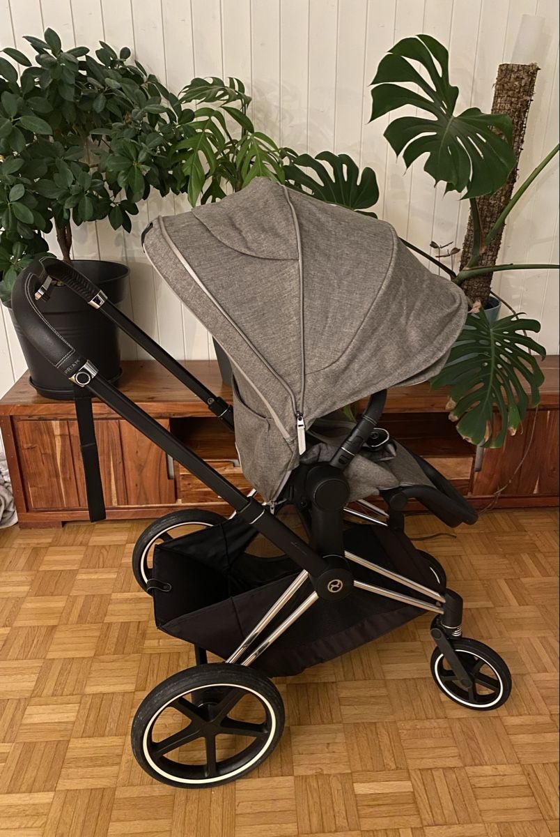 Cybex Kinderwagen: Cybex Priam Platinum Komplett-Set mit Babyschale – Gebraucht aus Weesen von AlexZ. 3