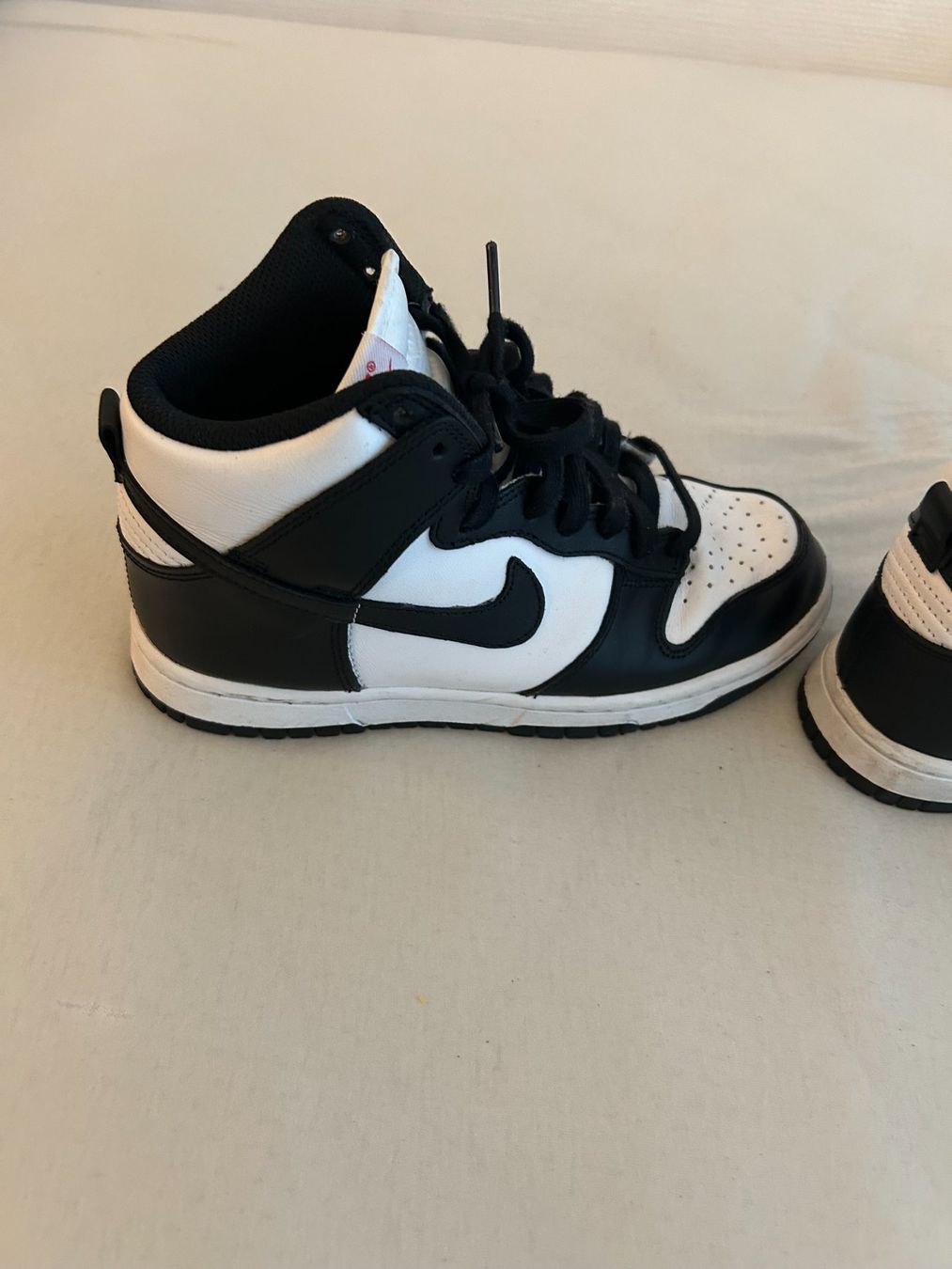 Nike Scarpe da uomo: Nike Dunk High 37.5 – Nuovo (secondo la descrizione) da Horgen venduto da Sunshine_12399 1