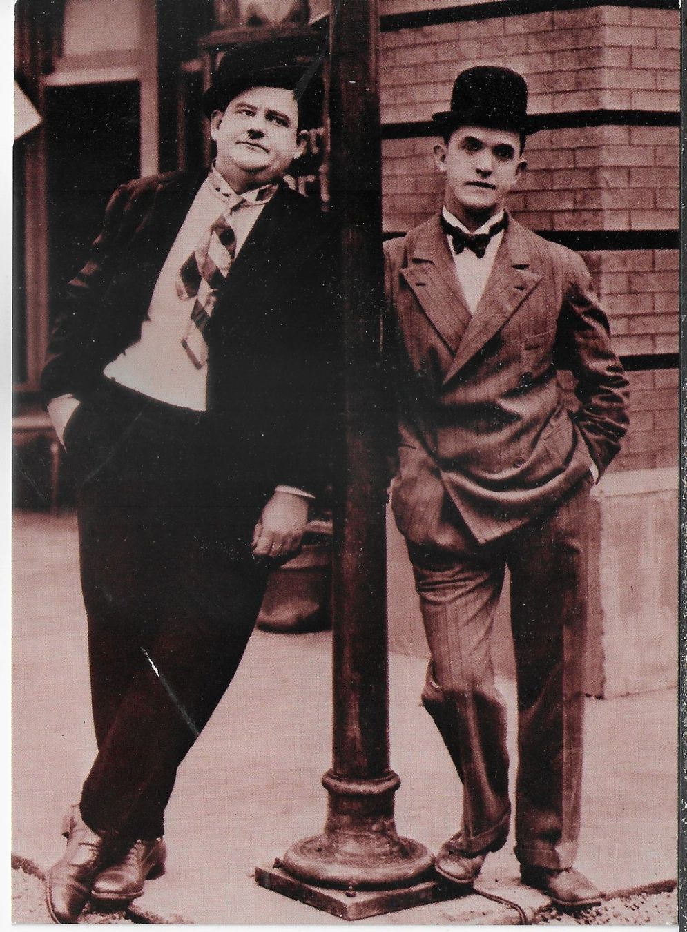 Cartes postales: Laurel & Hardy – D'occasion à Ettingen par Kartenplanet