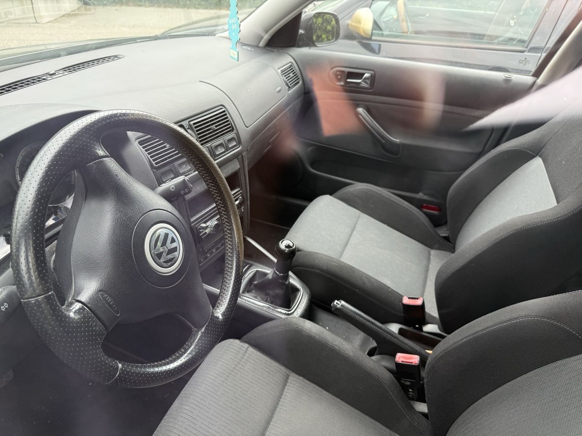 VW Autos: VW Golf 4 1.6 Benzin  – Défectueux à Büsserach par markaz 2