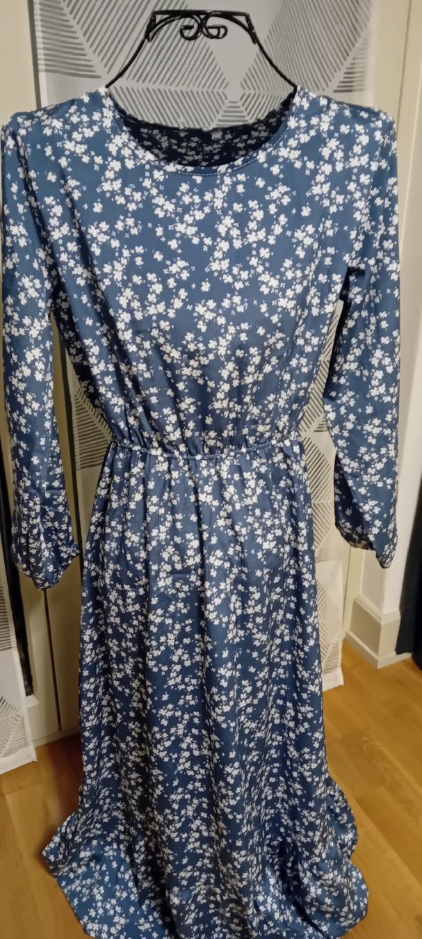 Vestiti: länge kleid gr L – Nuovo (secondo la descrizione) da zürich venduto da janjaz
