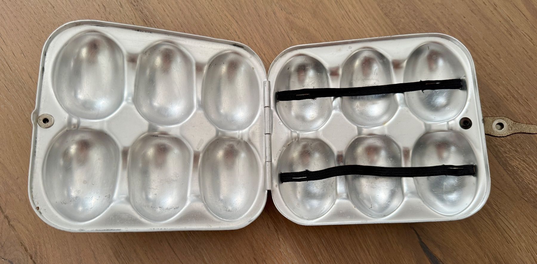 Behälter & Ähnliches: Seltene alte Eierbox Eierbehälter Alu Militär 6 Eier – Gebraucht aus Rothrist von Luckywinner 4