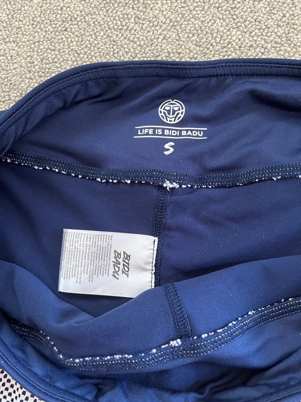 Hosen: Kurze Sporthose Gr S. Fabrikneu – Neu und originalverpackt aus Kleindöttingen von nev_tn7c 2