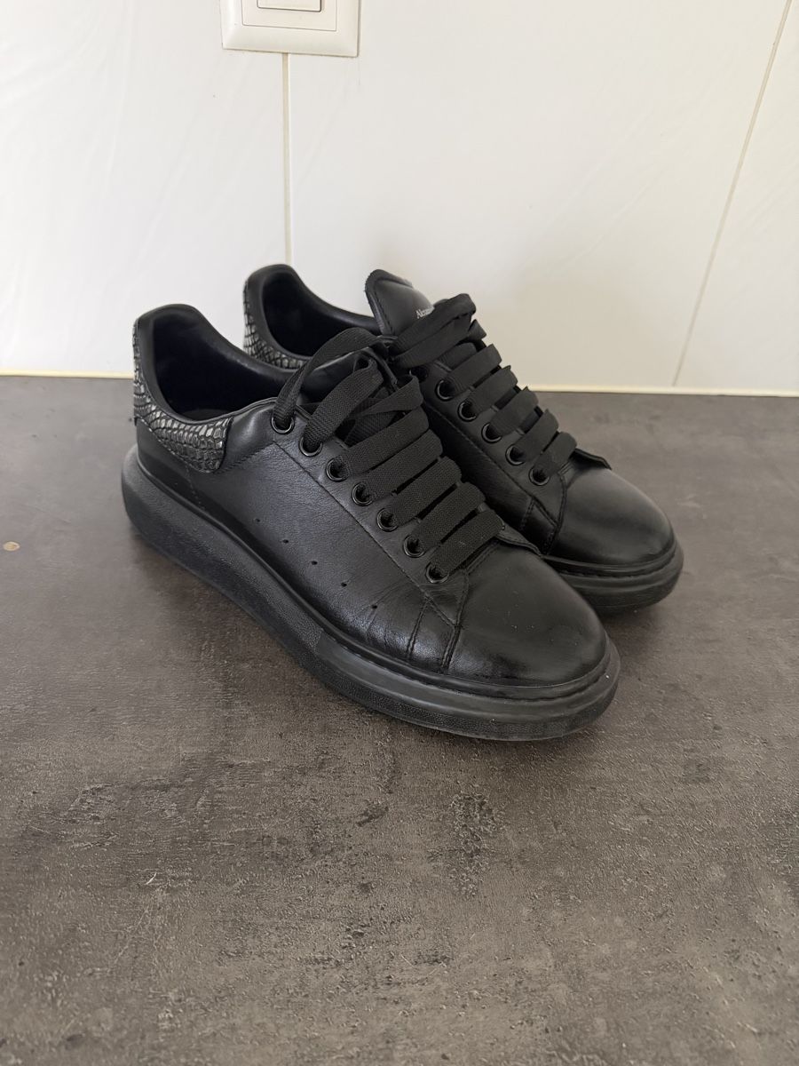 Scarpe da uomo: Alexander McQueen Black Python Oversized 45 – Usato da Cortaillod venduto da auraya22