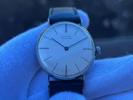 Armbanduhr Nivia Precision silberfarben gebraucht