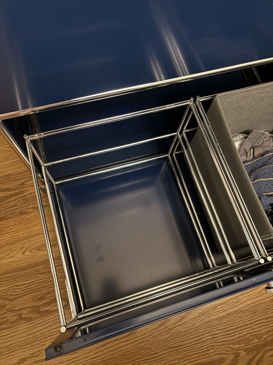 Regale: USM Haller Sideboard Navy Blue 3x2 – Gebraucht aus Zürich von _luca_la 3