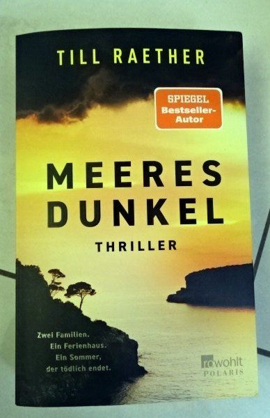 Livres: Meeres Dunkel von Till Raether – D'occasion à Wetzikon ZH par strubeli024