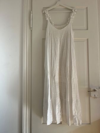 Boho Maxi Kleid weiss – Ibiza Style, fliessend & sommerlich
