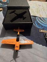 Modèle d'avion orange Hamilton 