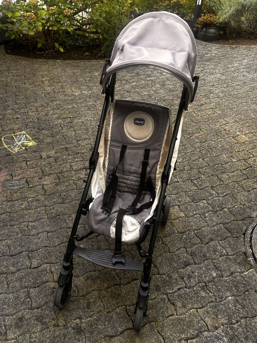 Carrozzine: Kinderwagen Chicco Liteway grau  – Usato da Wilen b. Wollerau venduto da ctr_77m7