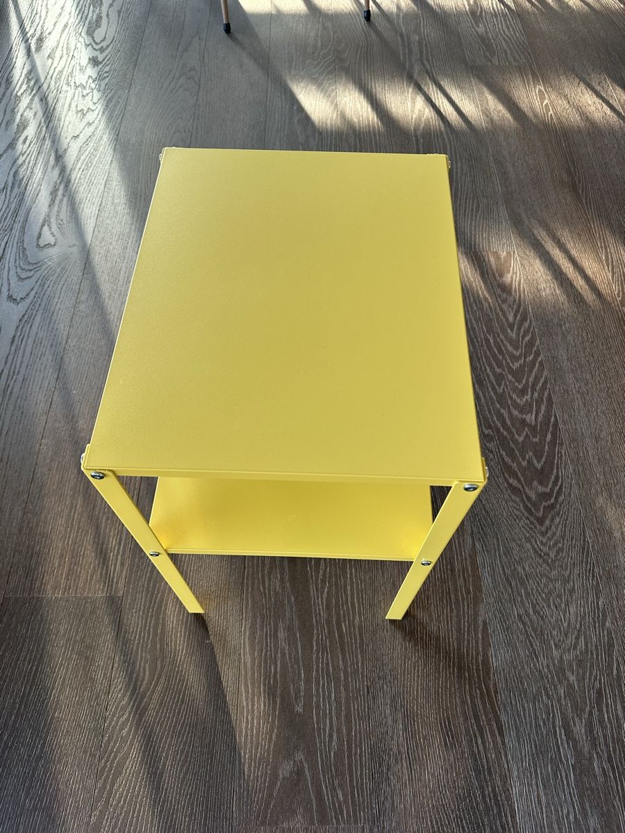 Tables: KNARREVIK Tisch – D'occasion à Oberdiessbach par Runningreini