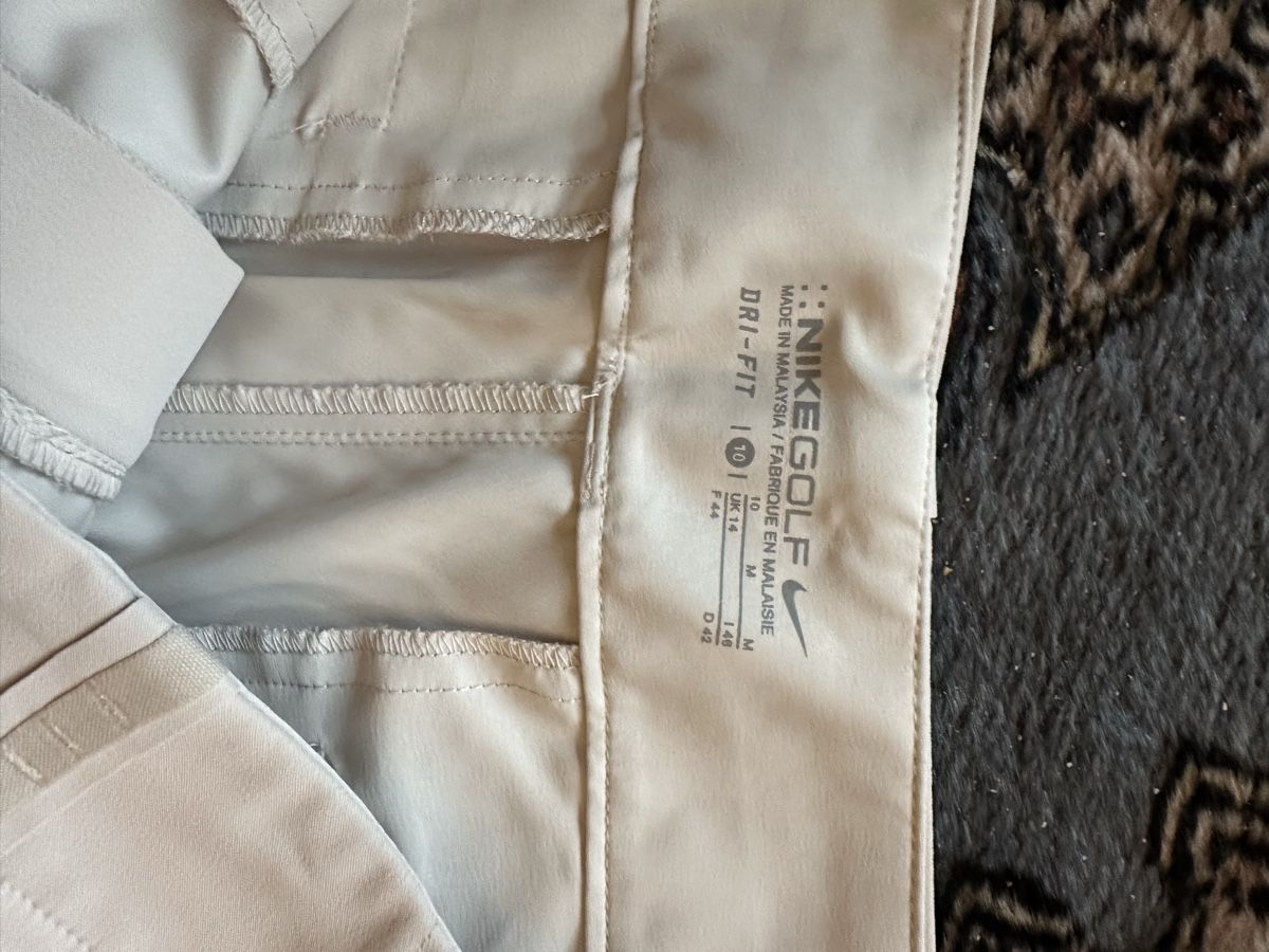 Pantaloni: Nike Golf kutzhose gr m – Usato da Uster venduto da bek_v2ct 7
