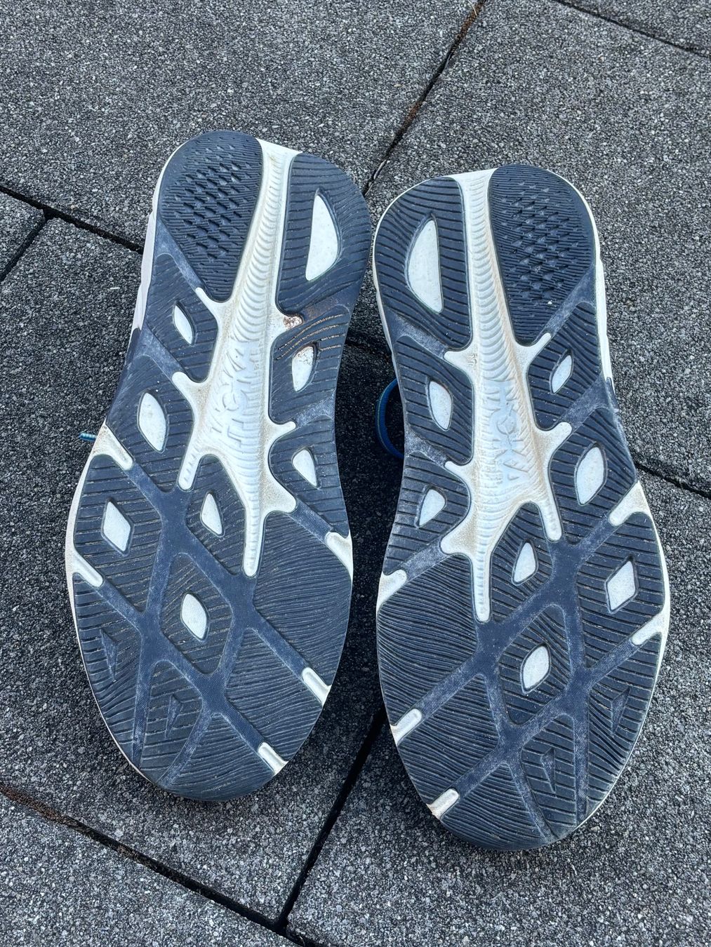 Scarpe per ragazzi: Hoka Kid's Rincon 4 Runningschuhe – Nuovo (secondo la descrizione) da Utzenstorf venduto da mingg80 3