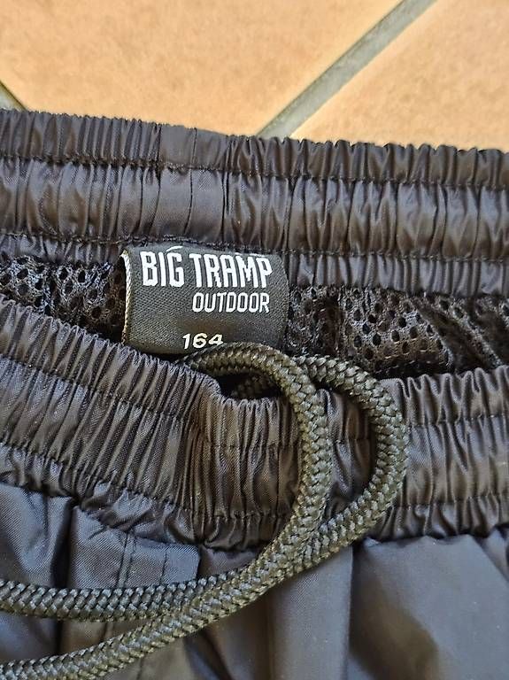 Pantaloni: Regenhose Big Tramp Gr. 164 **NEU** – Usato da Gamprin venduto da man_j9fr 1