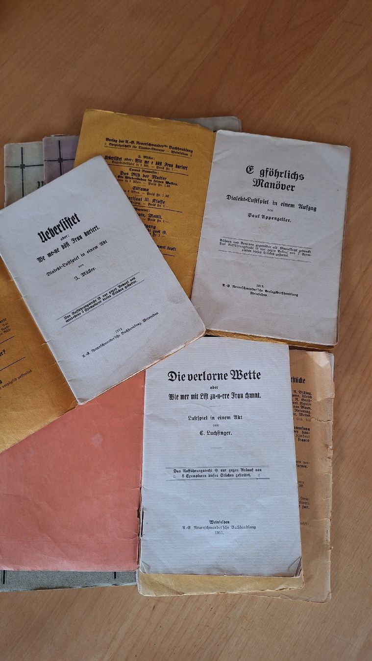 Libri: Theaterbüchlein ab 1911 – Usato da Bönigen venduto da saft195619 2