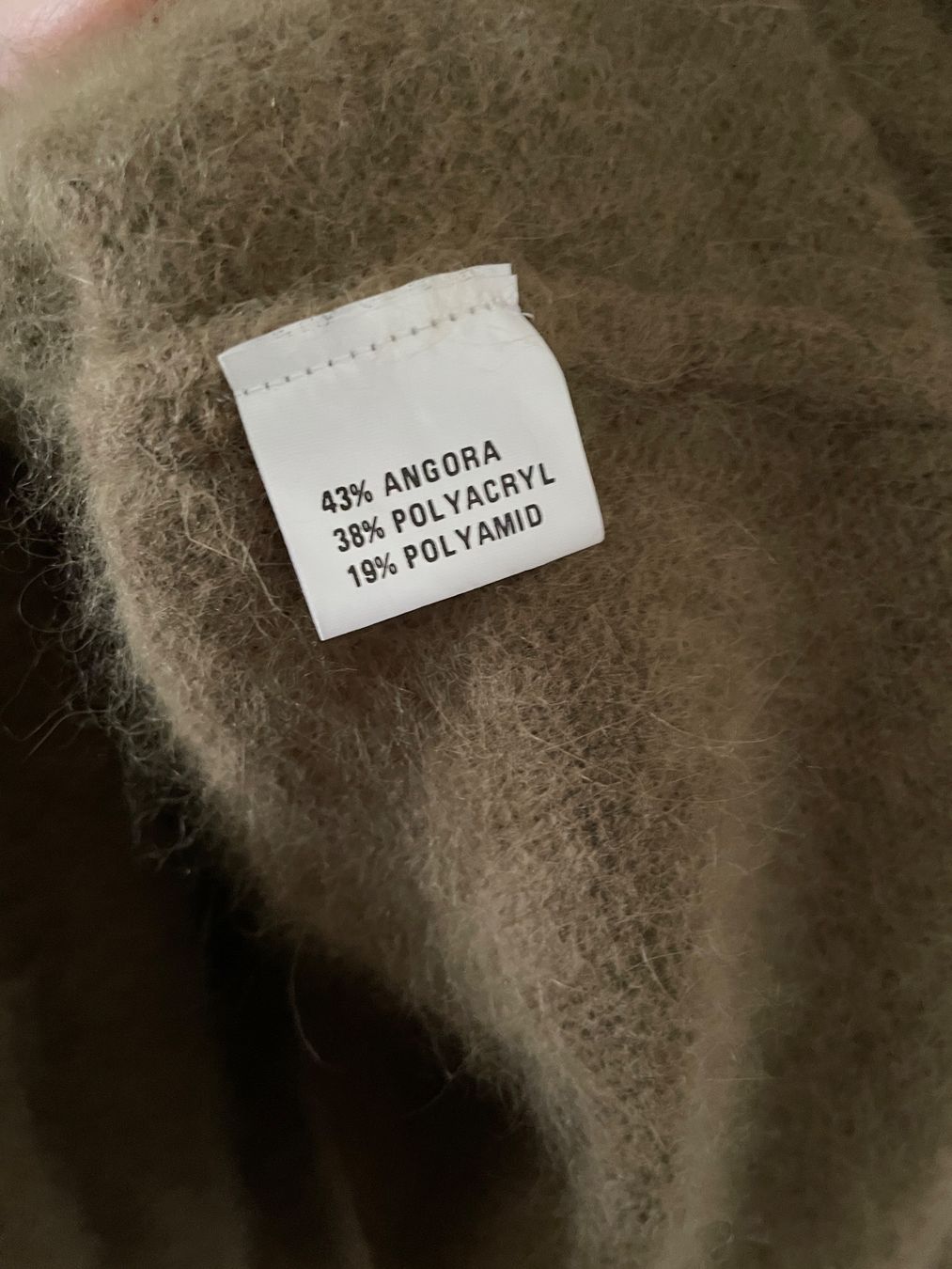 Giacche: Angora Cardigan – Usato da Bern venduto da Corinn_na 6