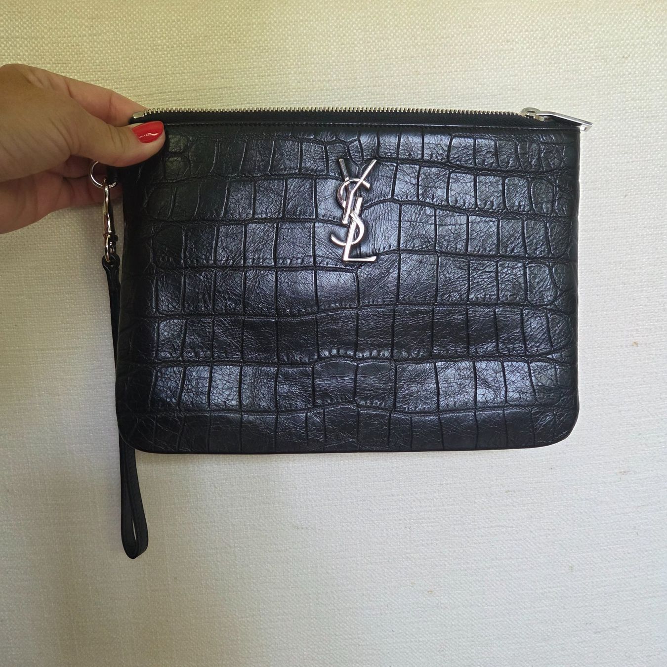Saint Laurent Borse da donna: YSL Pochette Cassandre – Nuovo (secondo la descrizione) da Onex venduto da AF.
